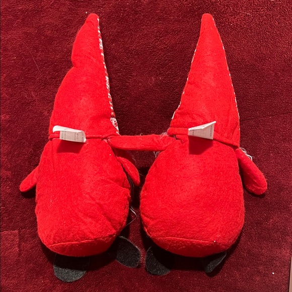 Festive Red Gnome Decor Set - Picture 5 of 5